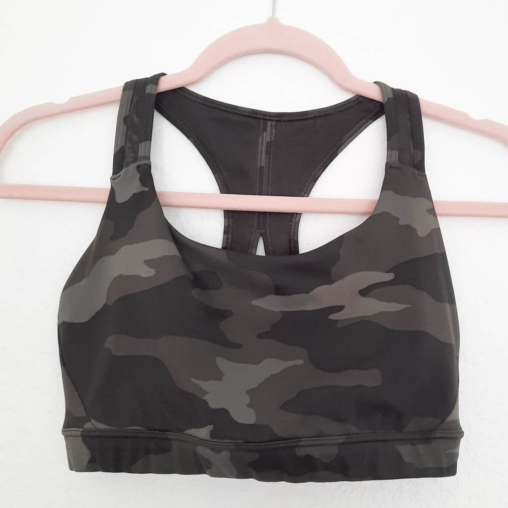 Athleta Camo Sports Bra S